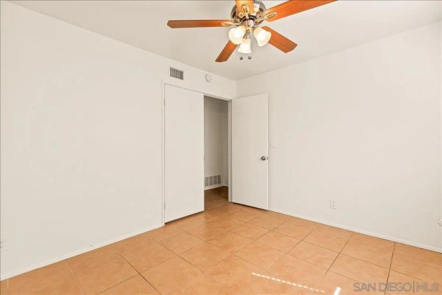 12448 Ridgeton Dr, Lakeside, CA 92040