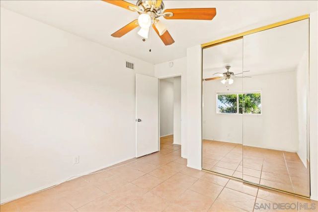 12448 Ridgeton Dr, Lakeside, CA 92040