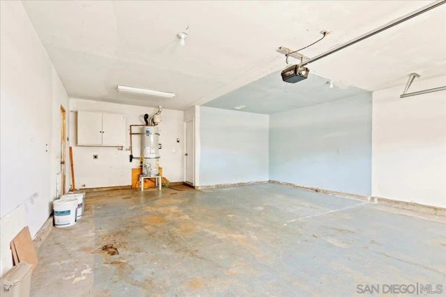 12448 Ridgeton Dr, Lakeside, CA 92040