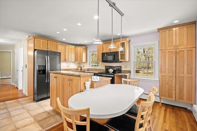 80 North Washington St, Norton, MA 02766