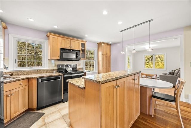 80 North Washington St, Norton, MA 02766