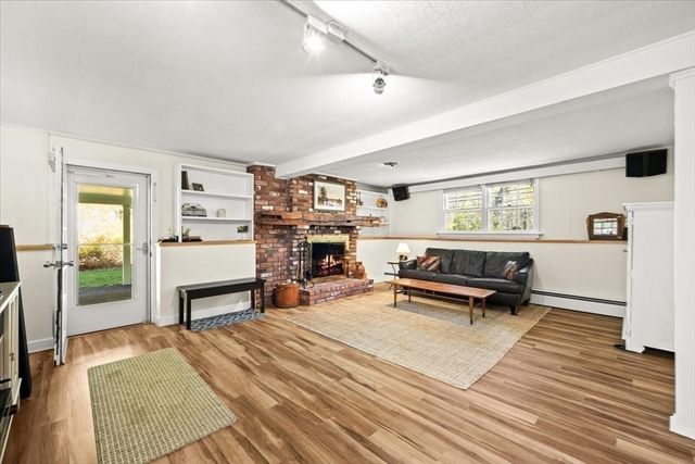 80 North Washington St, Norton, MA 02766