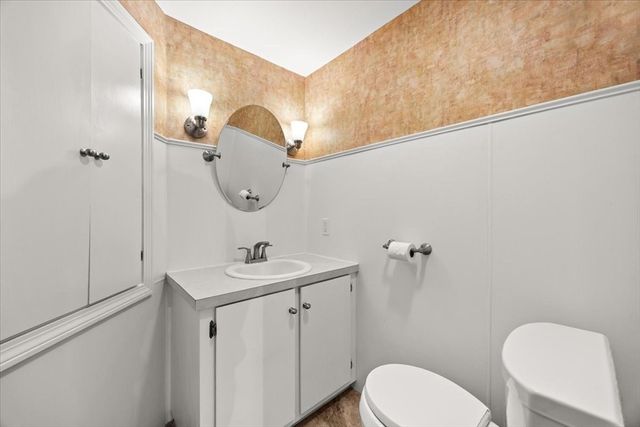 80 North Washington St, Norton, MA 02766