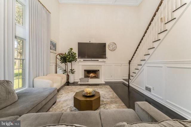 722 COUNTY ROAD 579, Flemington, NJ 08822