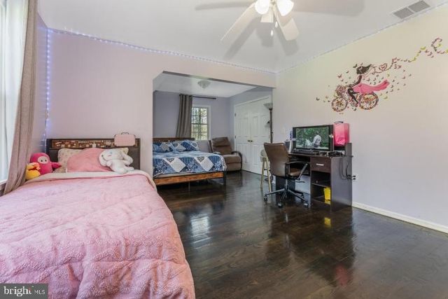 722 COUNTY ROAD 579, Flemington, NJ 08822