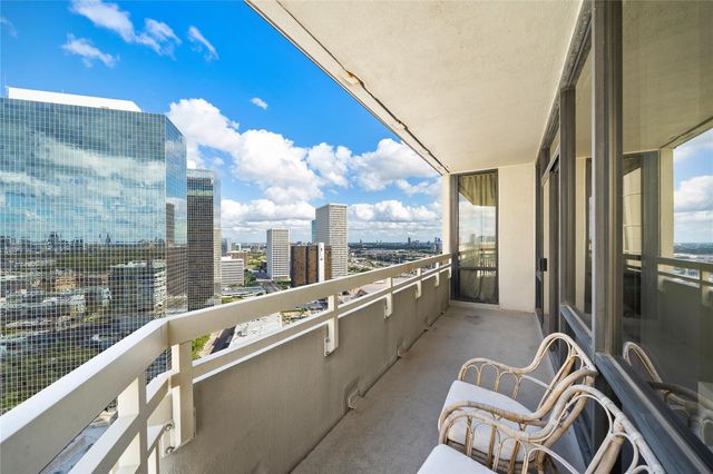 15 Greenway Plaza 25J, Houston, TX 77046
