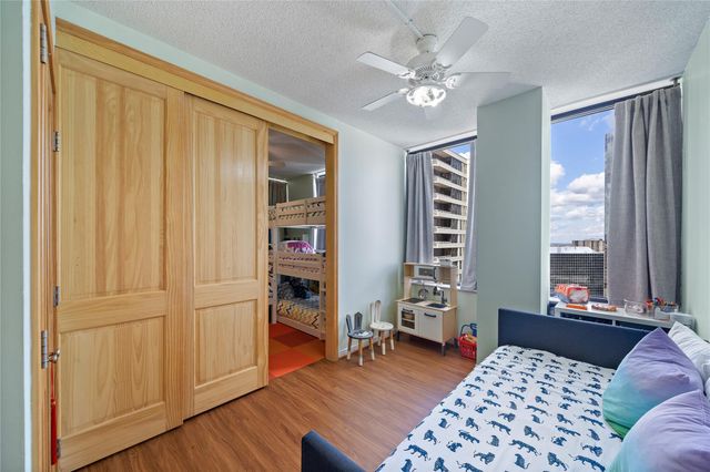 15 Greenway Plaza 25J, Houston, TX 77046