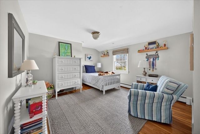 36 Independence Ln, Hingham, MA 02043