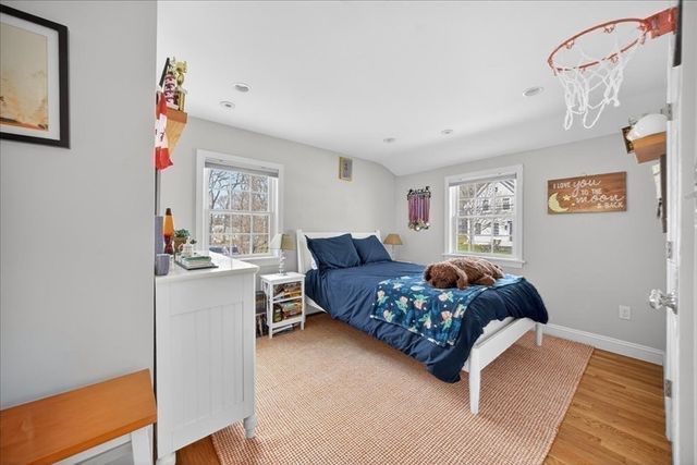 36 Independence Ln, Hingham, MA 02043