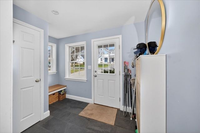 36 Independence Ln, Hingham, MA 02043