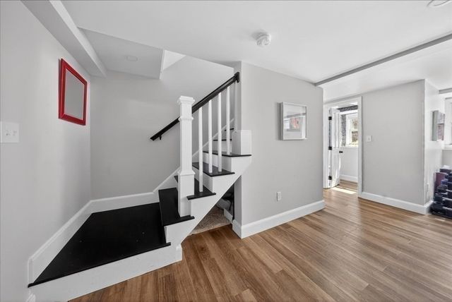 36 Independence Ln, Hingham, MA 02043