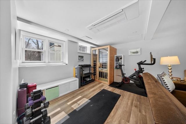 36 Independence Ln, Hingham, MA 02043