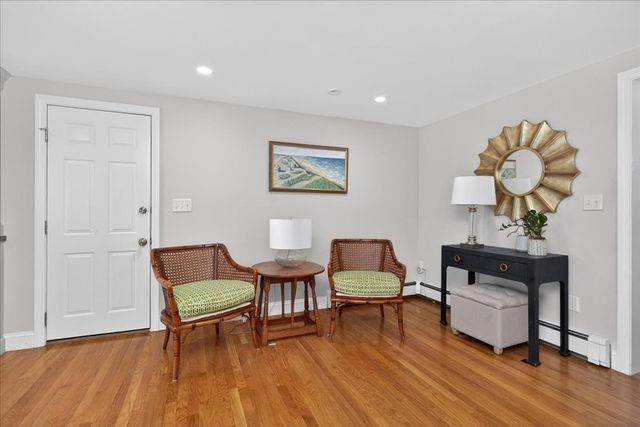 36 Independence Ln, Hingham, MA 02043