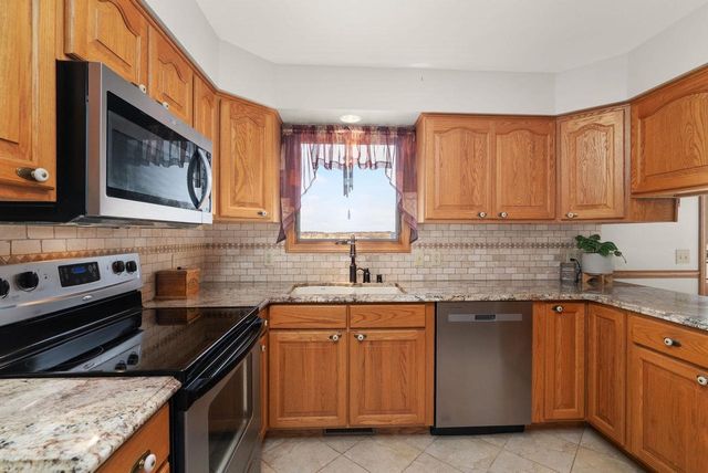 9620 W Topp Road, Evansville, WI 53536