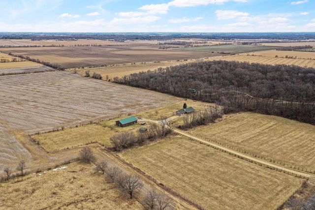 9620 W Topp Road, Evansville, WI 53536