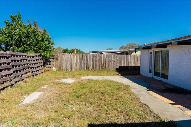 1741 FAIRFIELD STREET, Holiday, FL 34691