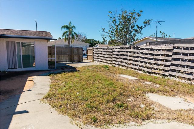 1741 FAIRFIELD STREET, Holiday, FL 34691