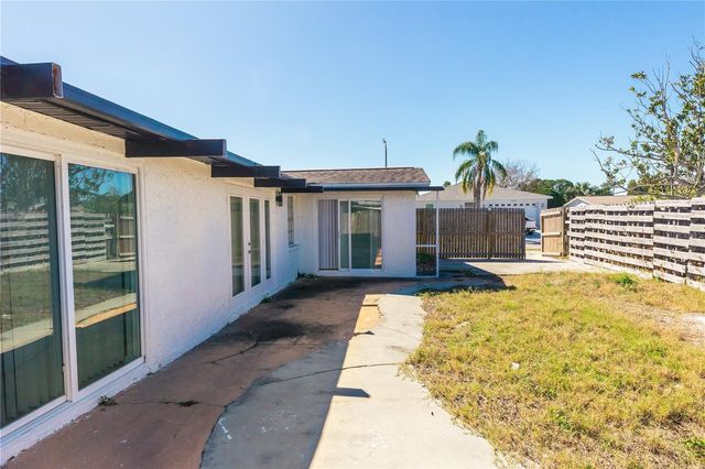 1741 FAIRFIELD STREET, Holiday, FL 34691