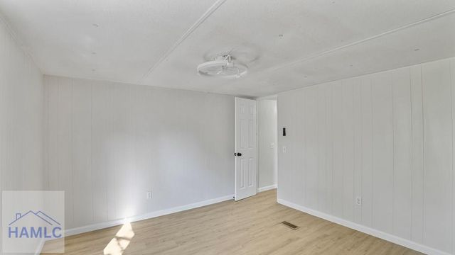 50 Sangster Road, Jesup, GA 31545