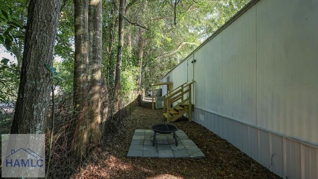 50 Sangster Road, Jesup, GA 31545