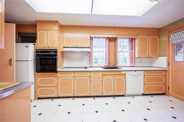 389 Yarmouth Road, Rochester, NY 14610