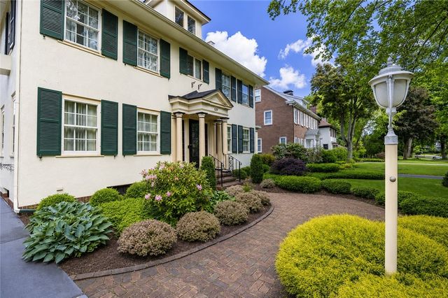 389 Yarmouth Road, Rochester, NY 14610