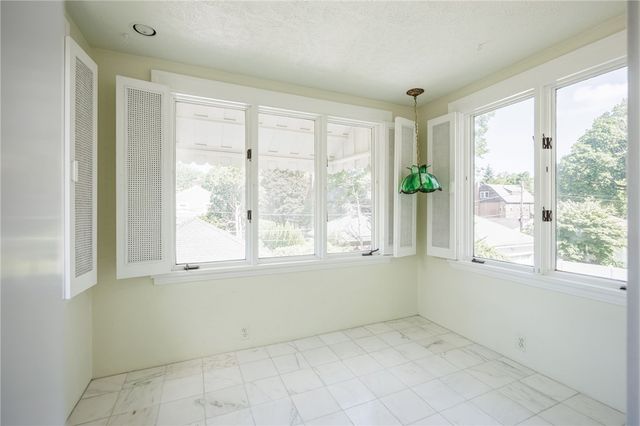 389 Yarmouth Road, Rochester, NY 14610