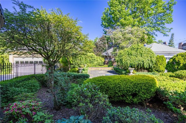 389 Yarmouth Road, Rochester, NY 14610