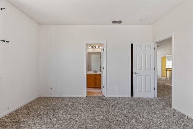 9015 Tee Box Ct, Patterson, CA 95363