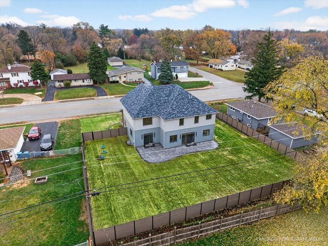 6090 Belmont Road, Downers Grove, IL 60516