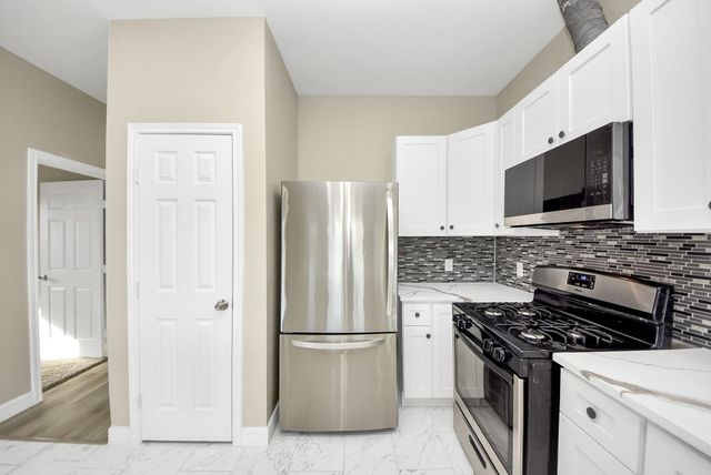 8215 La Porte Road, Houston, TX 77012