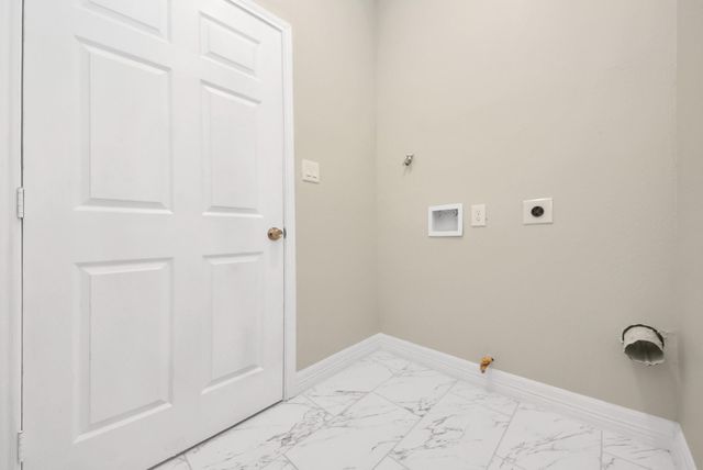 8215 La Porte Road, Houston, TX 77012