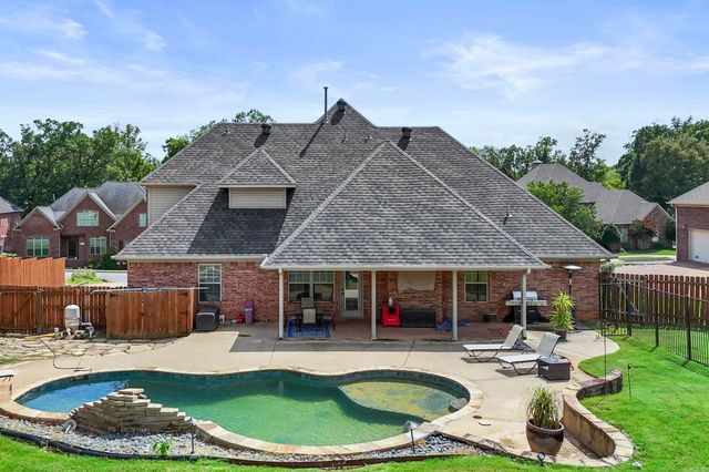 130 Oneida Way, Maumelle, AR 72113