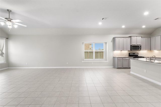 131 San Jacinto Drive, Baytown, TX 77523