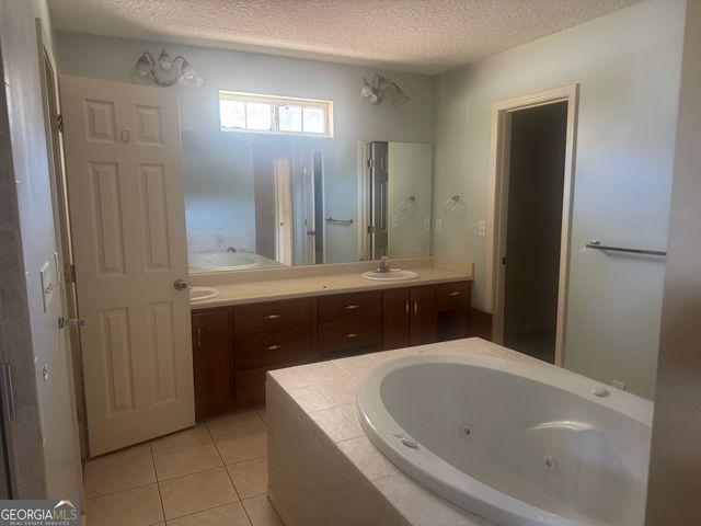 100 Arbor Court, Kingsland, GA 31548