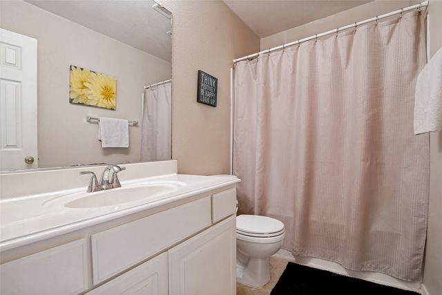 8702 Nairn Street, Rowlett, TX 75089