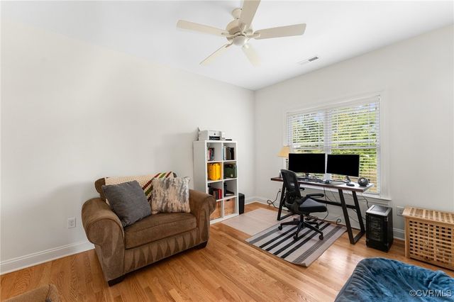 216 Edwin Cir, Aylett, VA 23009