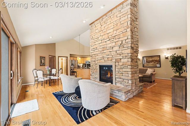 1672 Deer Path Trail, Oxford, MI 48371