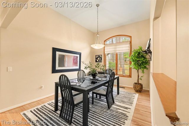 1672 Deer Path Trail, Oxford, MI 48371