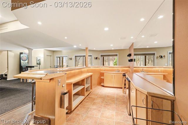 1672 Deer Path Trail, Oxford, MI 48371