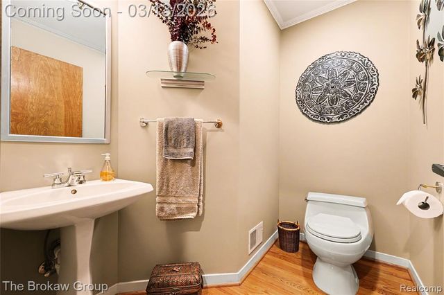 1672 Deer Path Trail, Oxford, MI 48371