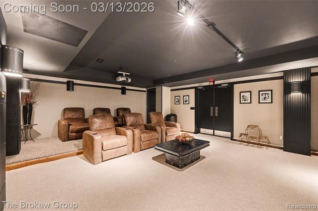 1672 Deer Path Trail, Oxford, MI 48371