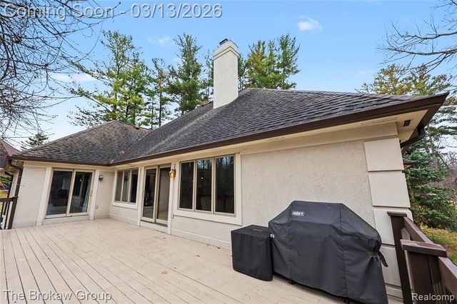 1672 Deer Path Trail, Oxford, MI 48371