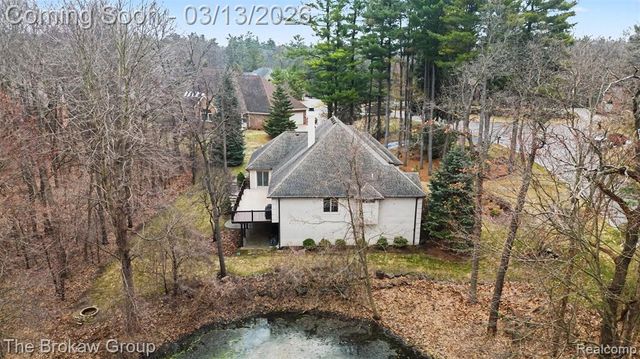 1672 Deer Path Trail, Oxford, MI 48371