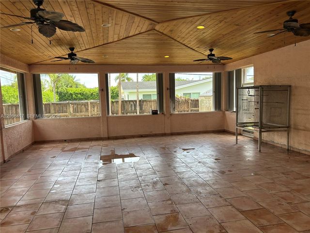 8385 SW 105th St, Miami, FL 33156