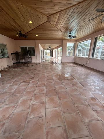 8385 SW 105th St, Miami, FL 33156