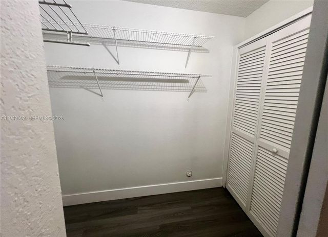 9156 NW 40th St 105-1, Coral Springs, FL 33065