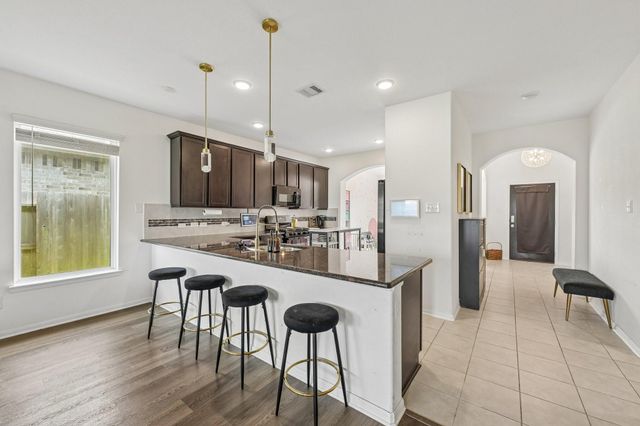 2513 Bayrose Drive, La Marque, TX 77568