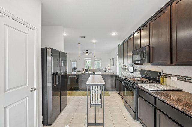 2513 Bayrose Drive, La Marque, TX 77568