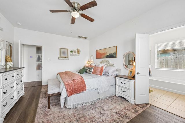 2513 Bayrose Drive, La Marque, TX 77568